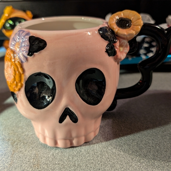 Colorful Skull Mug Set - Pink and White - Picture 3 of 9